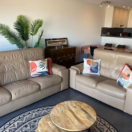 Appartement Estelle - Situe Sur Digue,face A La De Panne